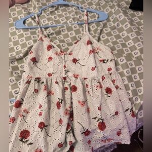 Marshall’s flower tank top size small